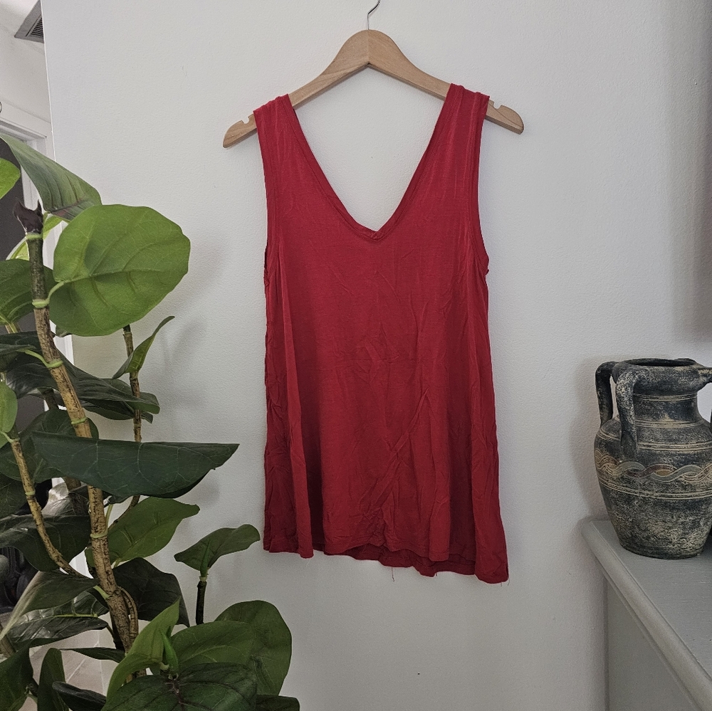 Women's Red Sleeveless Top